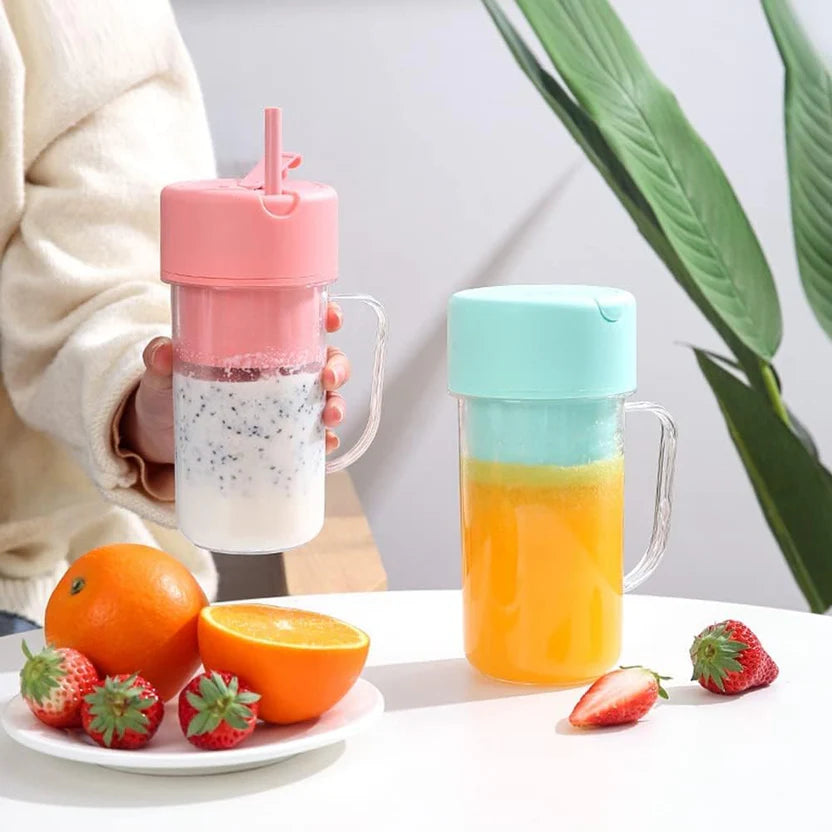 Portable Crusher Juicer – Mug Shaped Mini Cordless Blender with Straw for Home & Outdoor Use (Random Color)